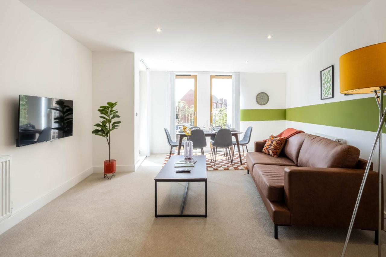 Modern Apartments With Balcony In Merton Near Wimbledon By Sojo Stay 미참 외부 사진